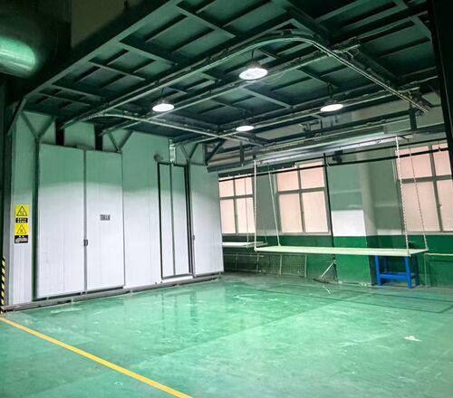 Tin tức công ty mới nhất về Hiệu quả kỹ thuật: Tại sao tính linh hoạt thủ công và bố cục nhỏ gọn xác định thành công cho các xưởng sơn phủ hiện đại